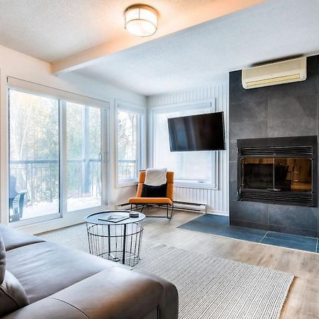 Chic Mt-Tremblant Condo With View On The Lake By Denstays 蒙特朗布朗 外观 照片