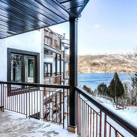 Chic Mt-Tremblant Condo With View On The Lake By Denstays 蒙特朗布朗 外观 照片